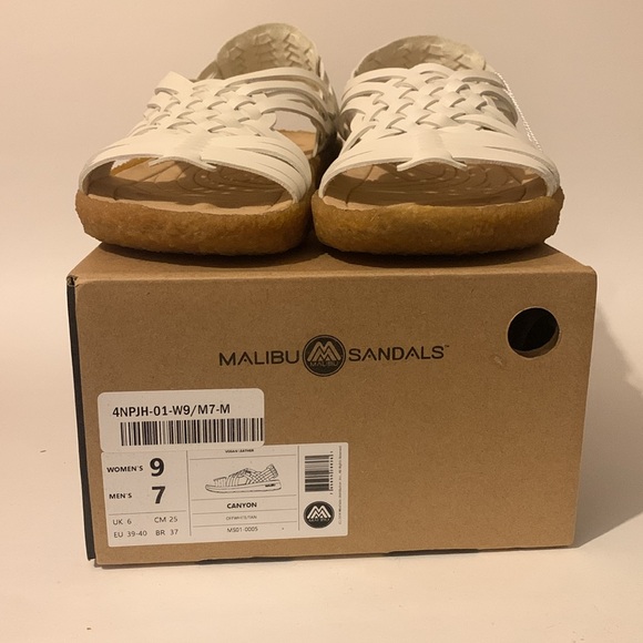 NWT Malibu Canyon Sandals - Picture 3 of 9